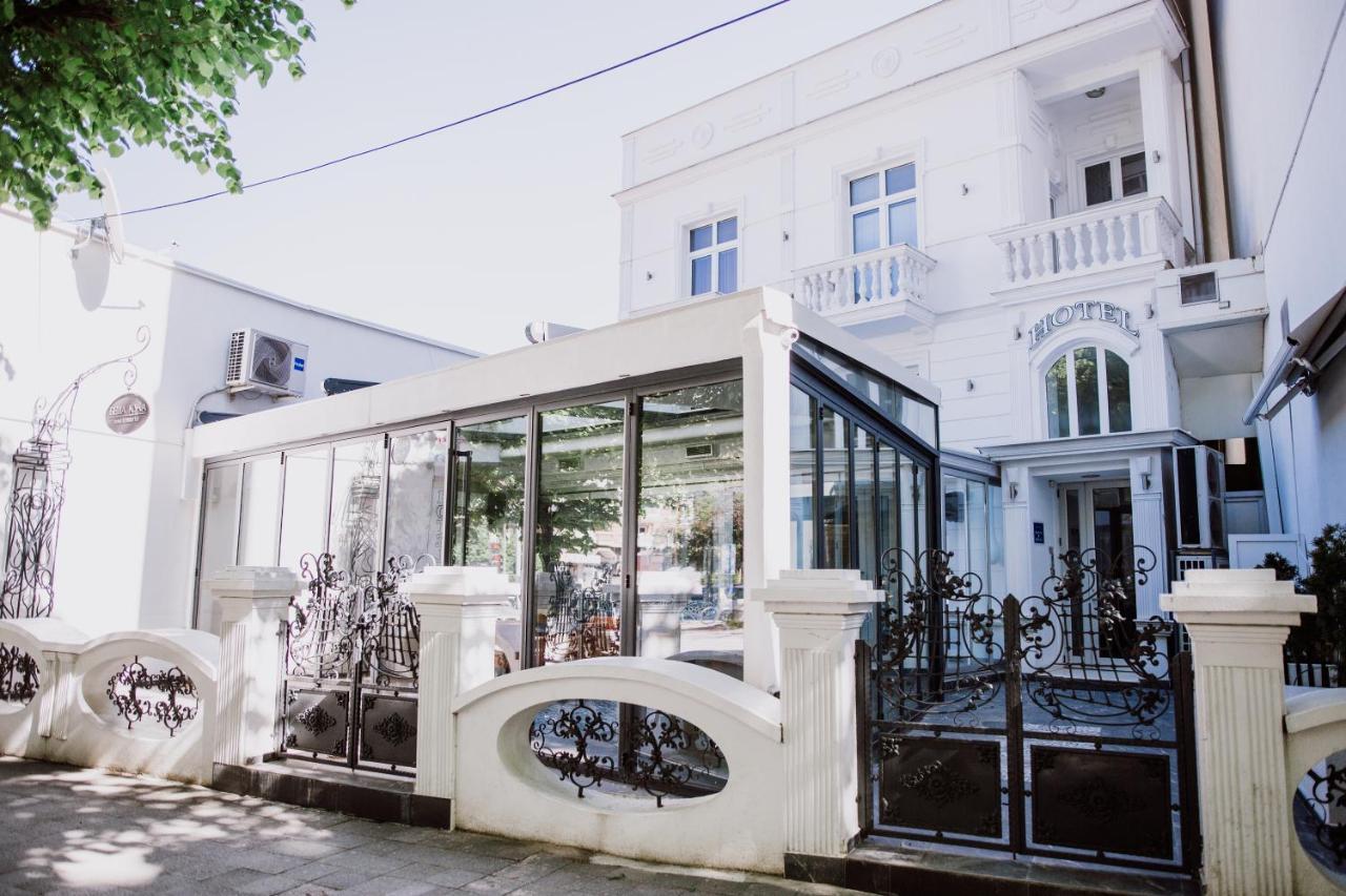 Bela Kuka Hotel Bitola Kültér fotó