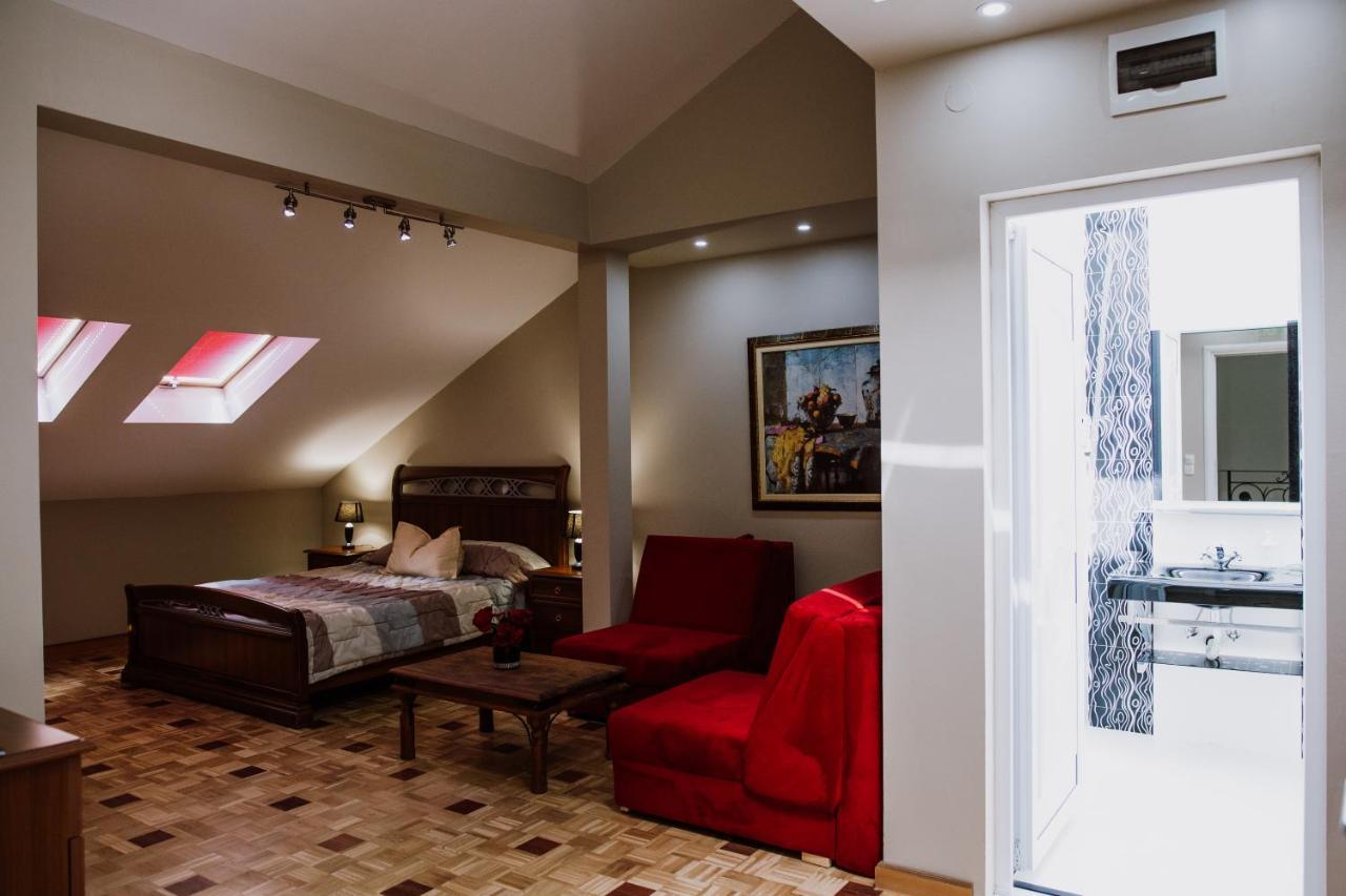 Bela Kuka Hotel Bitola Kültér fotó