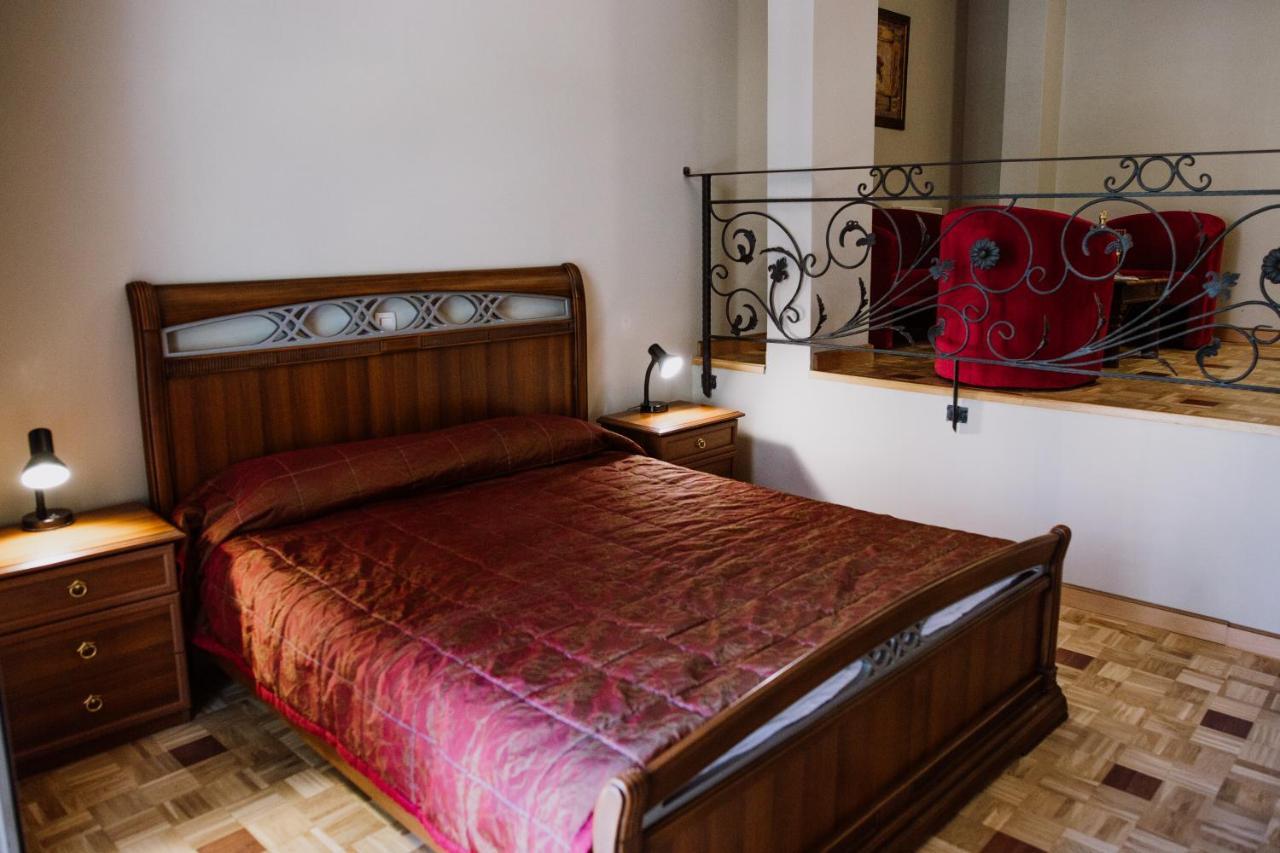 Bela Kuka Hotel Bitola Kültér fotó