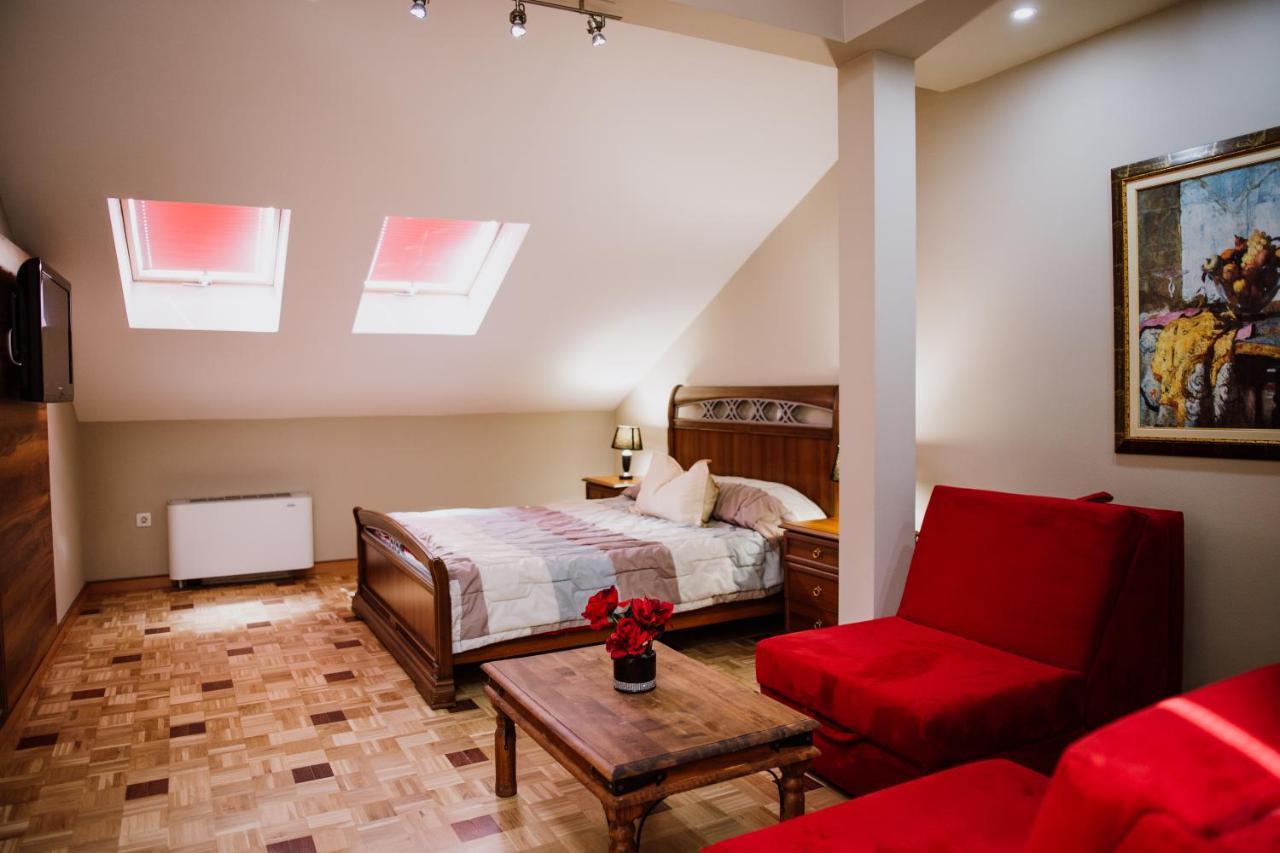 Bela Kuka Hotel Bitola Kültér fotó