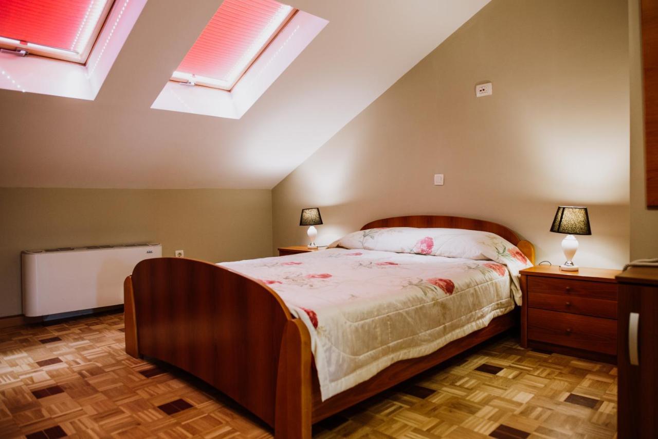 Bela Kuka Hotel Bitola Kültér fotó