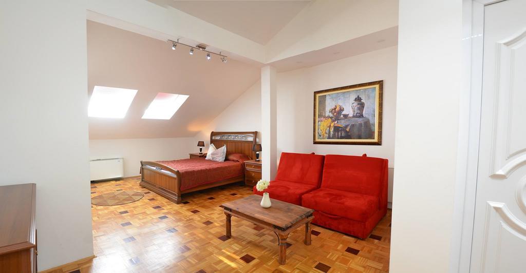 Bela Kuka Hotel Bitola Kültér fotó